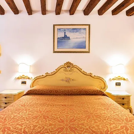 Ca' Pinelli Apartment Venice Exterior photo